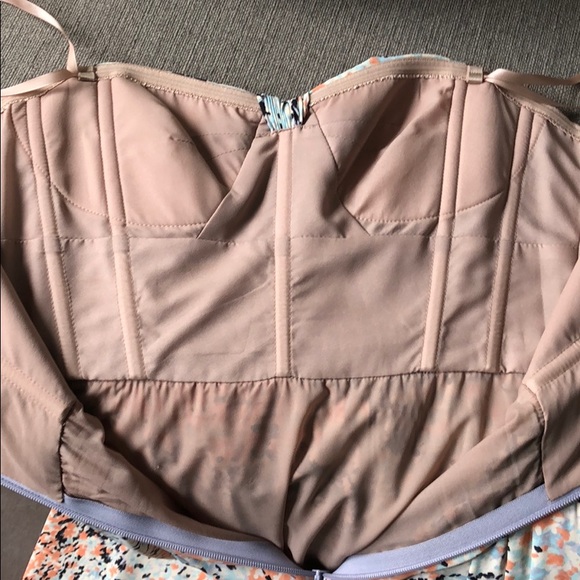 BCBG MaxAzria Dress - Picture 6 of 6